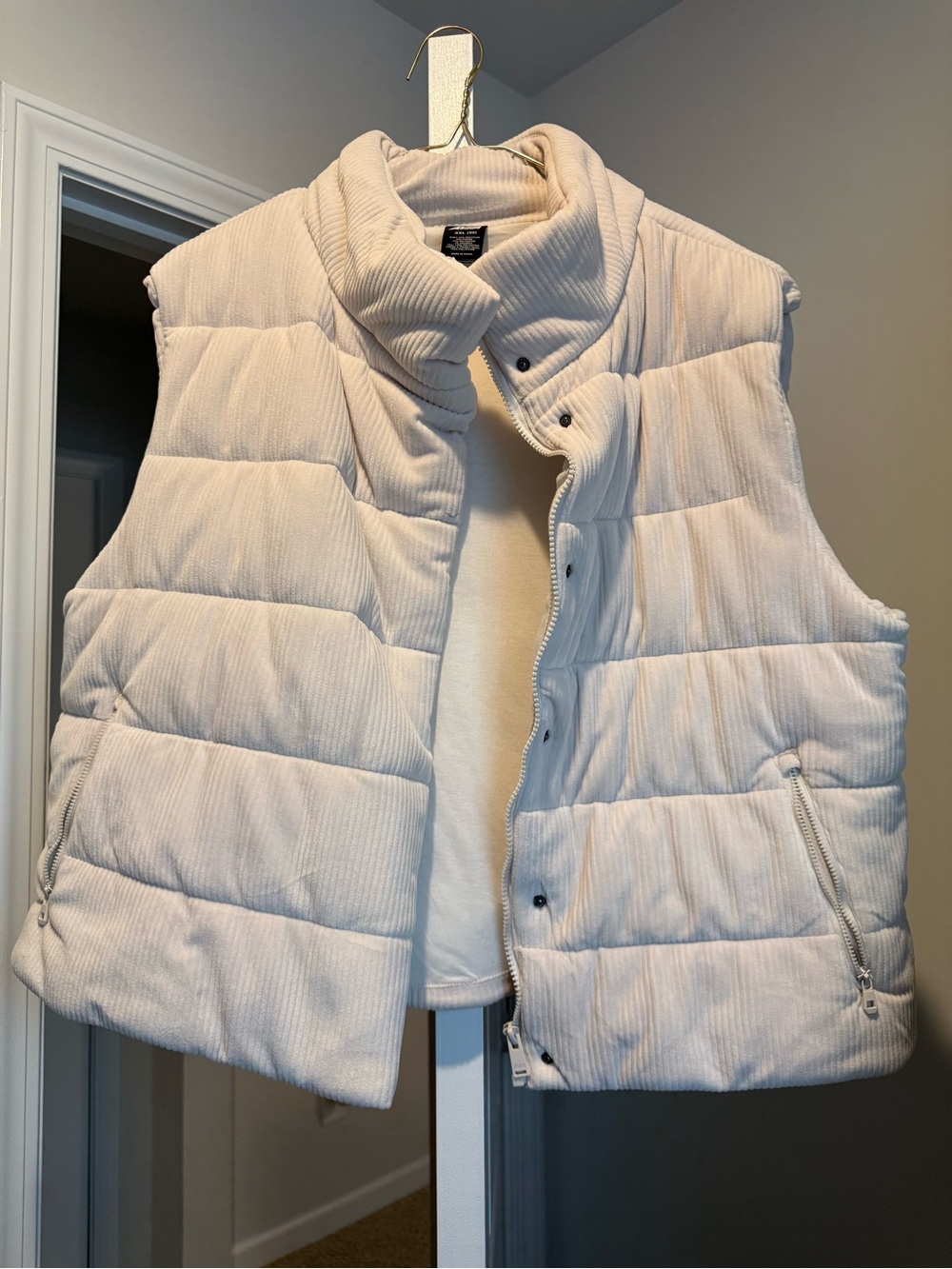 Avia Cream Quilted Puffer Vest